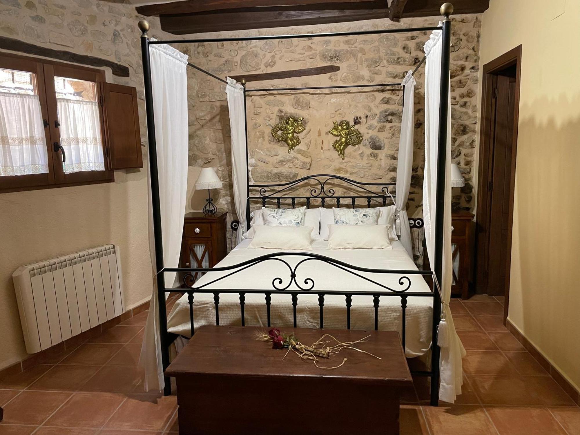 ולדרוברס Casa Lidia - Antigua Posada Real מראה חיצוני תמונה